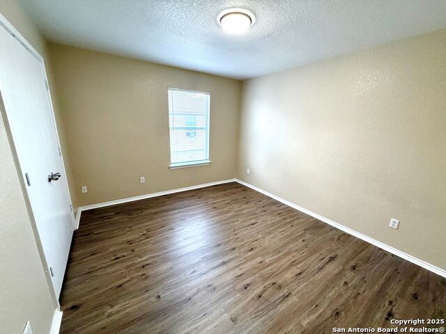 Image 39 of 42 For 6611 Hartnet Flds