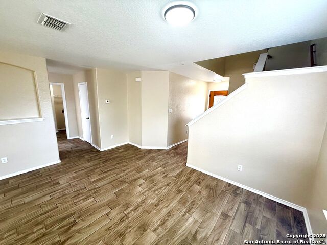 Image 4 of 42 For 6611 Hartnet Flds