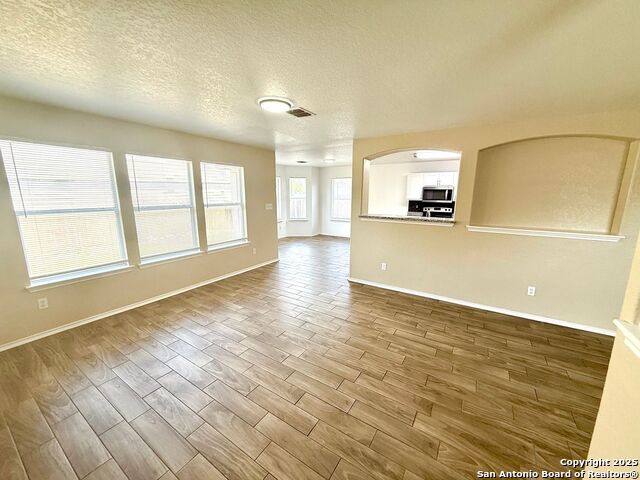 Image 6 of 42 For 6611 Hartnet Flds