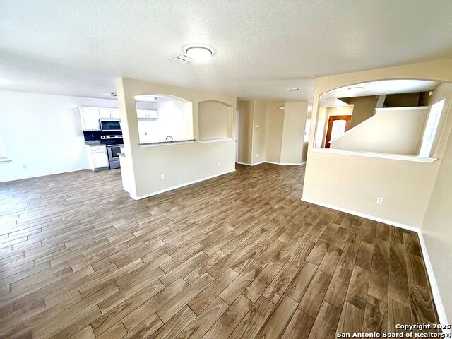 Image 7 of 42 For 6611 Hartnet Flds