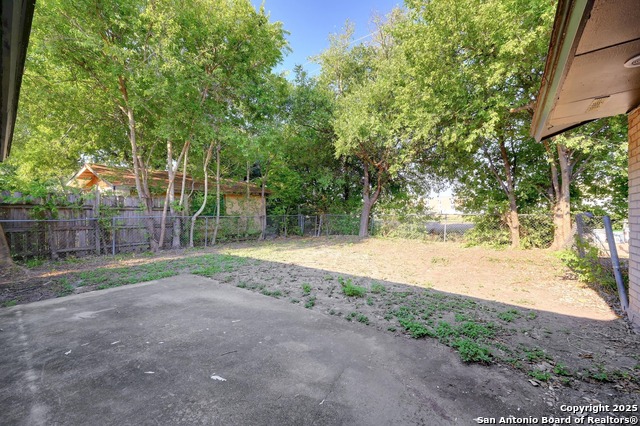 Image 19 of 19 For 2105 Darwin Dr