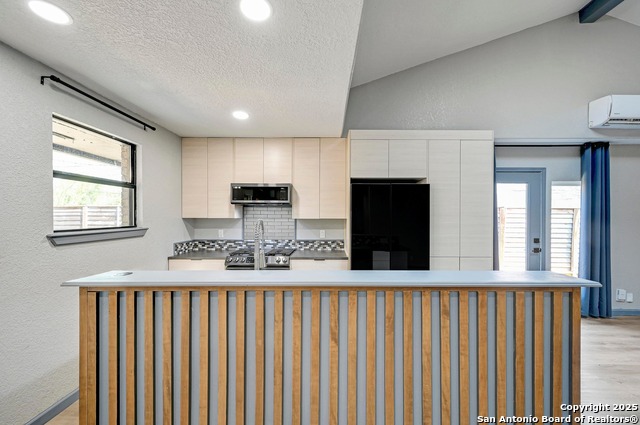 Image 14 of 27 For 2107 Darwin Dr