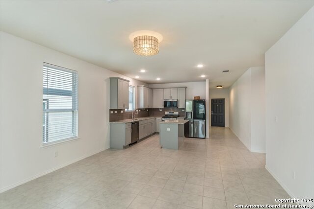 Image 9 of 21 For 7810 Sycamore Hills