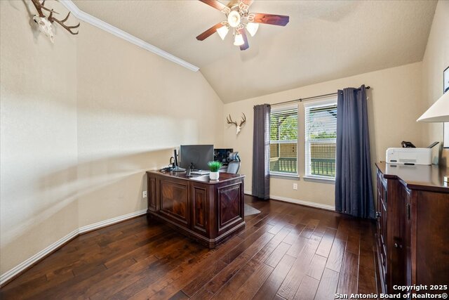 Listing photo id 17 for 11830 Jasmine Way