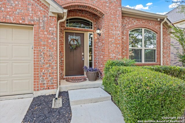 Listing photo id 1 for 11830 Jasmine Way
