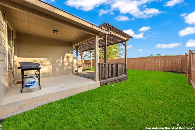 Listing photo id 28 for 11830 Jasmine Way