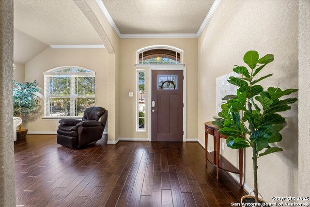 Listing photo id 3 for 11830 Jasmine Way