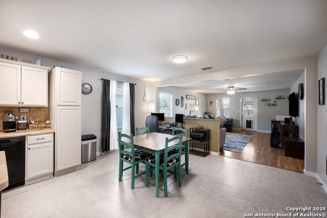 Image 6 of 34 For 9411 Hanover Sky