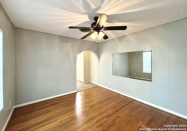 Image 25 of 49 For 1305 San Jacinto St