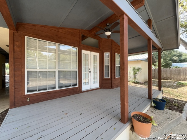 Image 39 of 49 For 1305 San Jacinto St