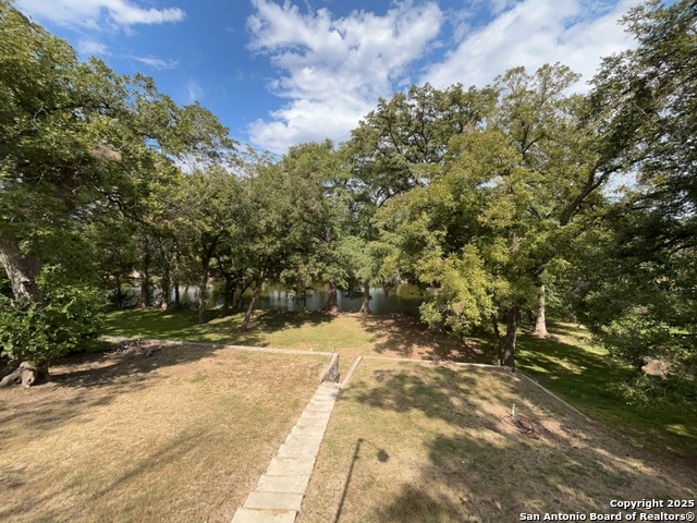 Image 40 of 49 For 1305 San Jacinto St