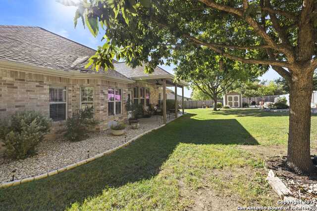 Image 20 of 26 For 1809 Mountain Laurel