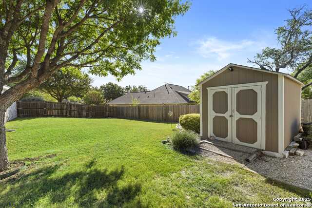 Image 21 of 26 For 1809 Mountain Laurel