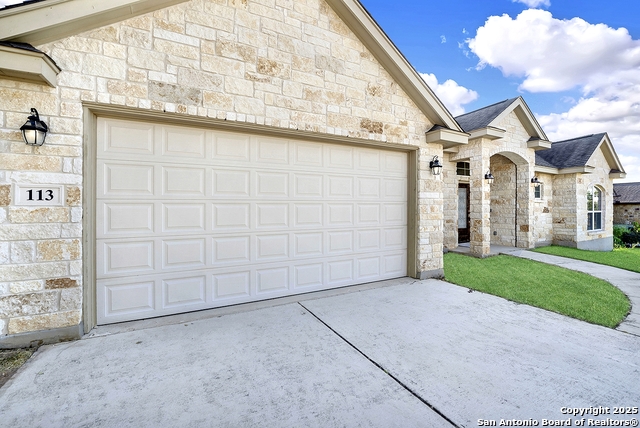 Image 31 of 32 For 113 Ridgecrest