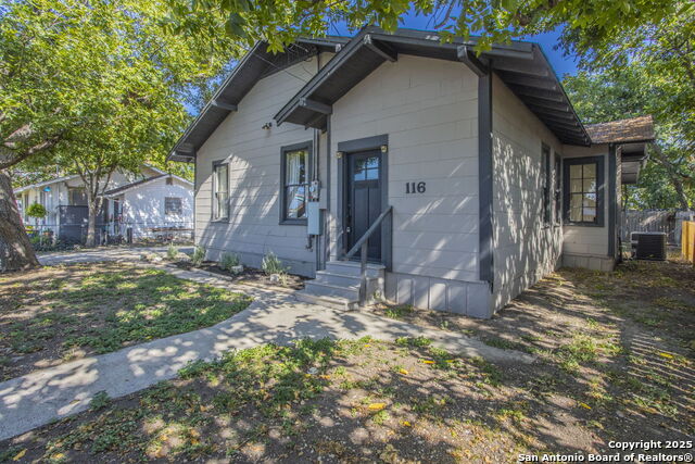 Listing photo id 22 for 116 Weinert W