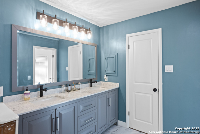 Image 15 of 35 For 28417 Royal Ascot