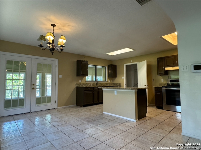Listing photo id 1 for 14319 Bromley Pl