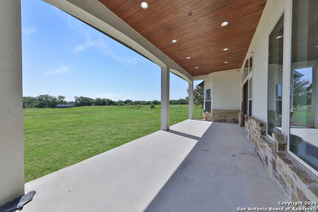 Image 42 of 54 For 11910 Keller