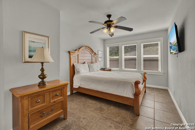 Image 16 of 45 For 1015 Reiley Rd