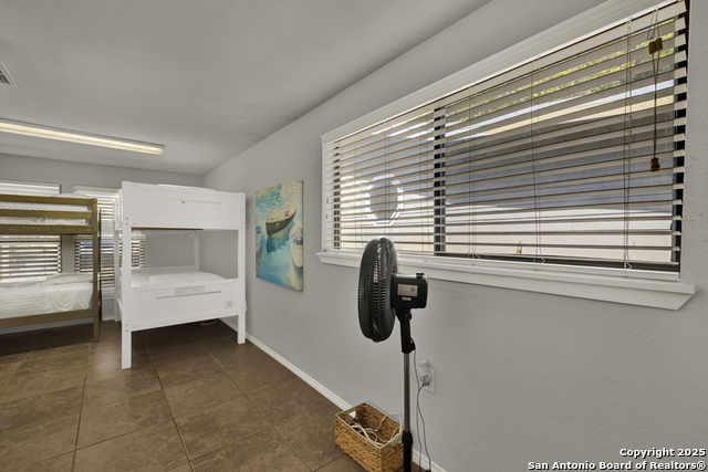 Image 24 of 45 For 1015 Reiley Rd
