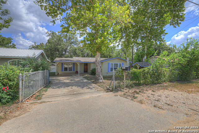 Image 44 of 45 For 1015 Reiley Rd