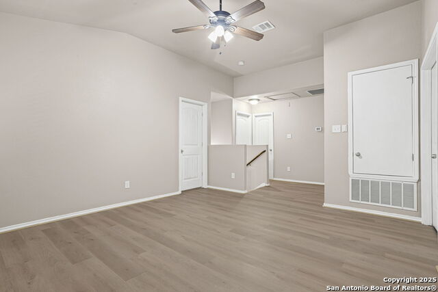 Image 15 of 35 For 2546 Gato Del Sol