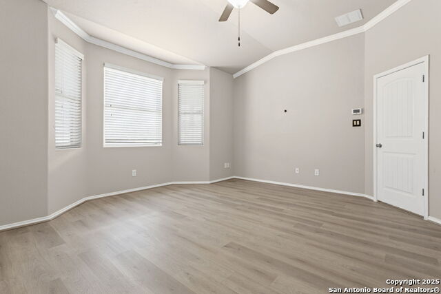 Image 16 of 35 For 2546 Gato Del Sol