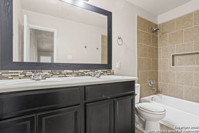 Image 18 of 35 For 2546 Gato Del Sol