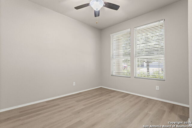 Image 26 of 35 For 2546 Gato Del Sol