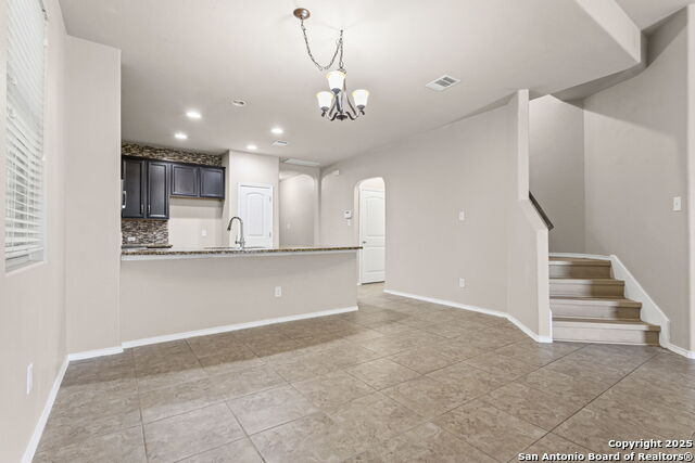 Image 8 of 35 For 2546 Gato Del Sol