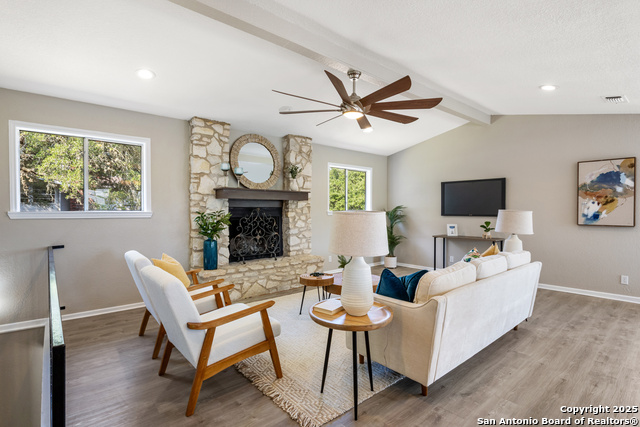 Listing photo id 9 for 178 Mary Ann