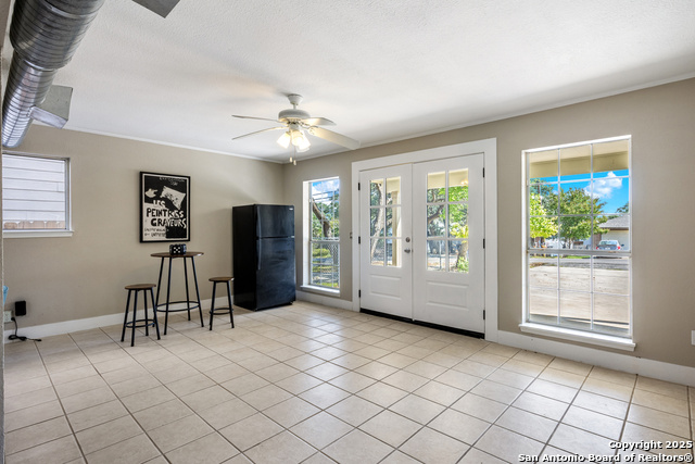 Listing photo id 19 for 178 Mary Ann