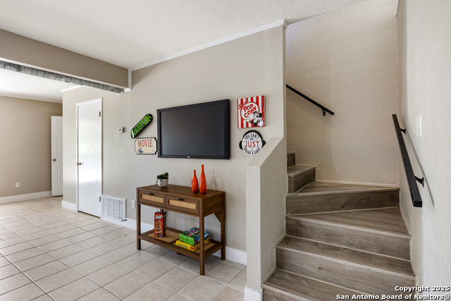 Listing photo id 20 for 178 Mary Ann