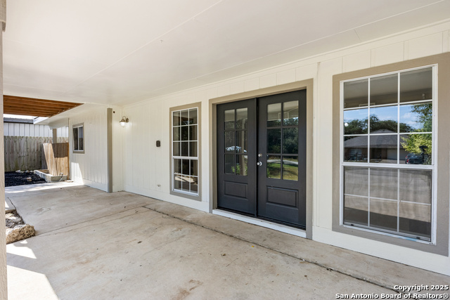 Listing photo id 23 for 178 Mary Ann