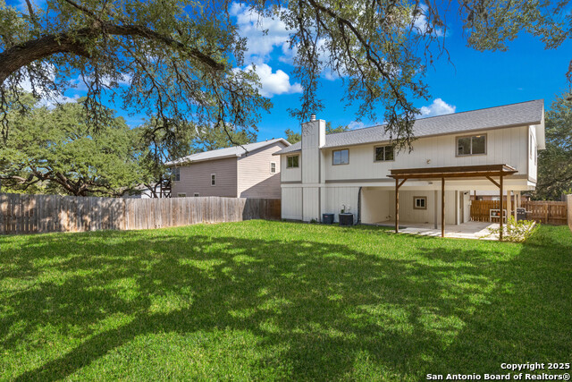 Listing photo id 25 for 178 Mary Ann