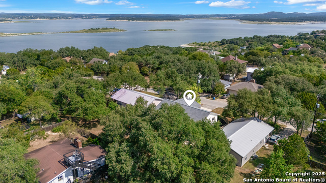 Listing photo id 31 for 178 Mary Ann