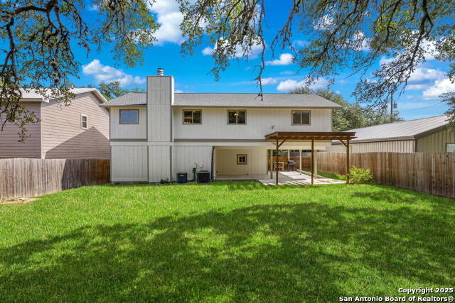 Listing photo id 32 for 178 Mary Ann