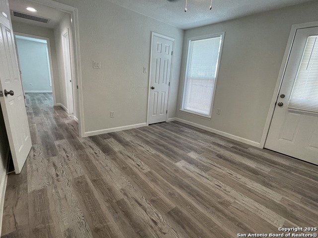 Image 15 of 43 For 629 Gevers S