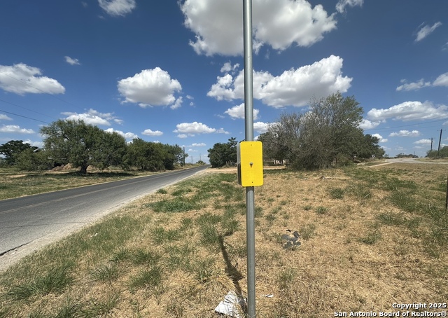 Listing photo id 8 for 00 Dixon S 