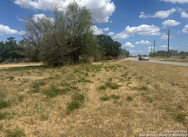 Listing photo id 1 for 00 Dixon S 