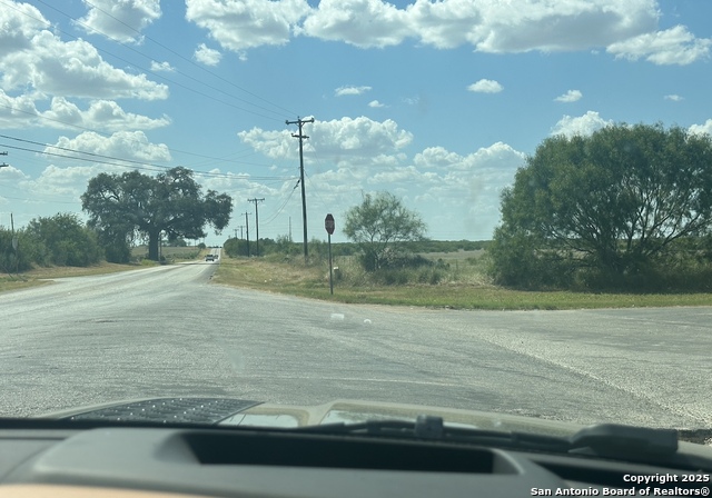 Listing photo id 4 for 00 Dixon S 