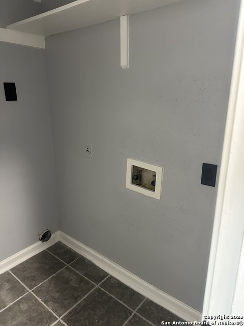 Image 10 of 25 For 14627 Highland Rdg