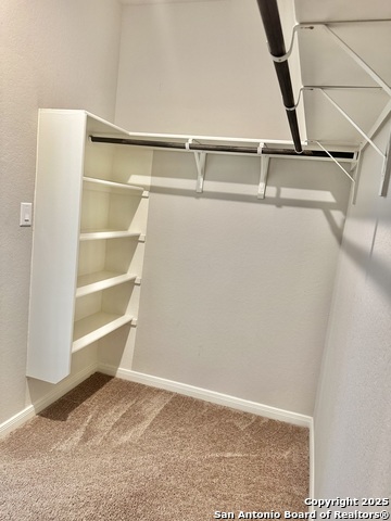 Listing photo id 13 for 1519 Argon Way