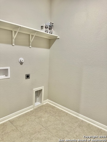 Listing photo id 15 for 1519 Argon Way