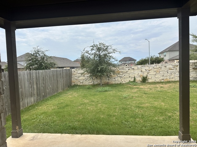 Listing photo id 23 for 1519 Argon Way