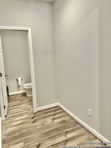 Listing photo id 6 for 1519 Argon Way