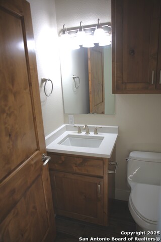 Image 15 of 20 For 1313 Lorenzo St