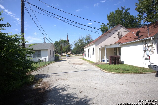 Image 20 of 20 For 1313 Lorenzo St