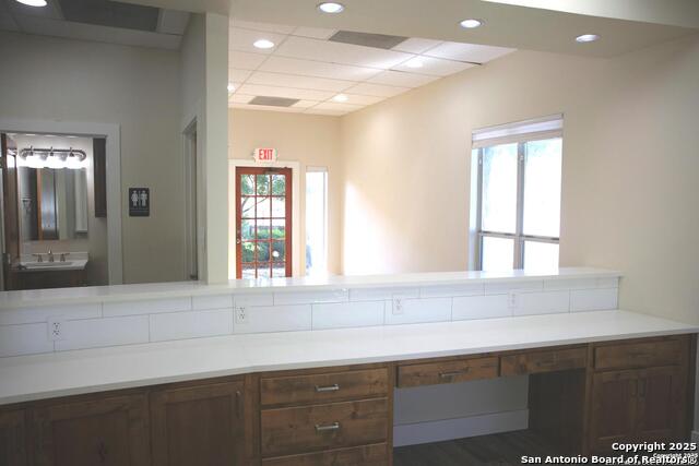 Image 7 of 20 For 1313 Lorenzo St