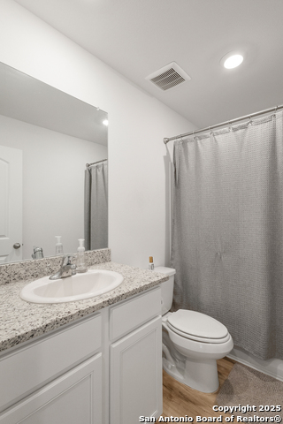 Image 14 of 15 For 16025 Dickens